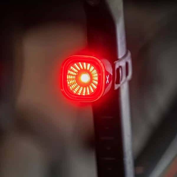LumiVélo™ | Feu vélo multifonction et facile à installer – Image 2
