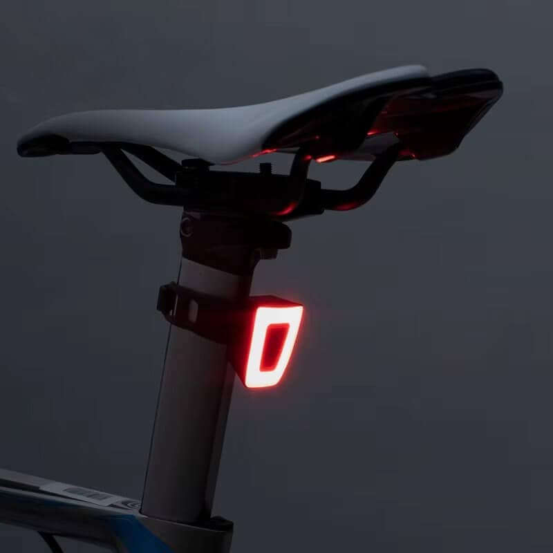 ÉclatVelo | Gilet vélo LED rechargeable et étanche – Image 2